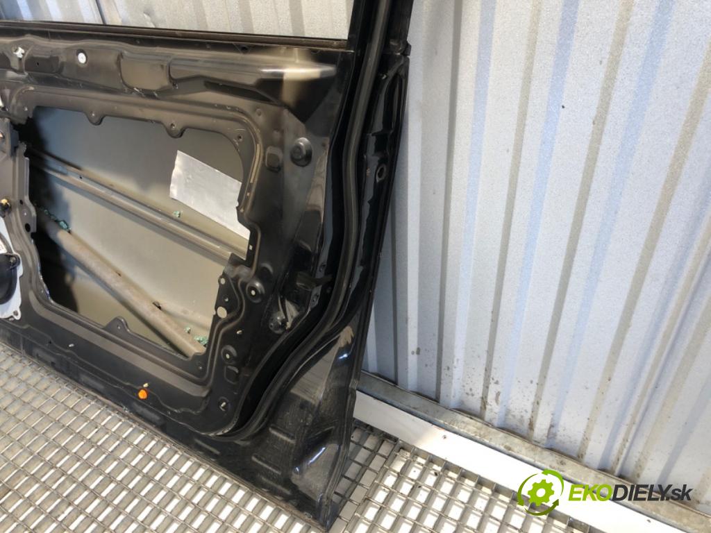NISSAN MURANO Z50 SUV 2006 172 kW 3.5 3498 dveře pravý přední část