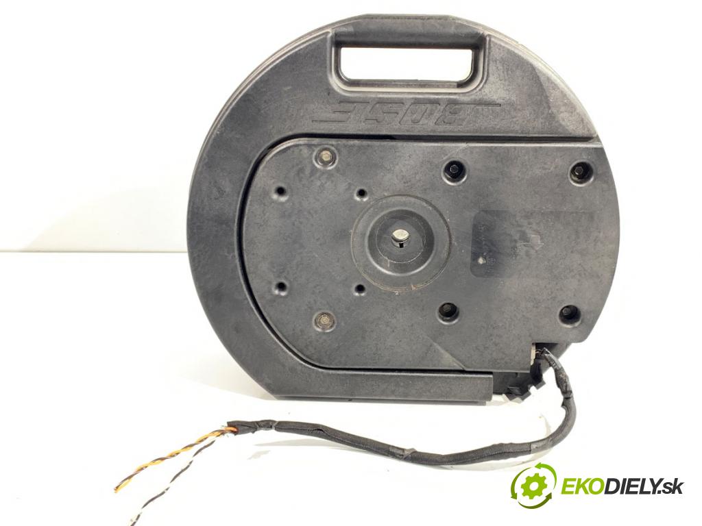NISSAN MURANO Z50 SUV 2006 172 kW 3.5 3498 subwoofer 28170-CA10A (Audio zariadenie)