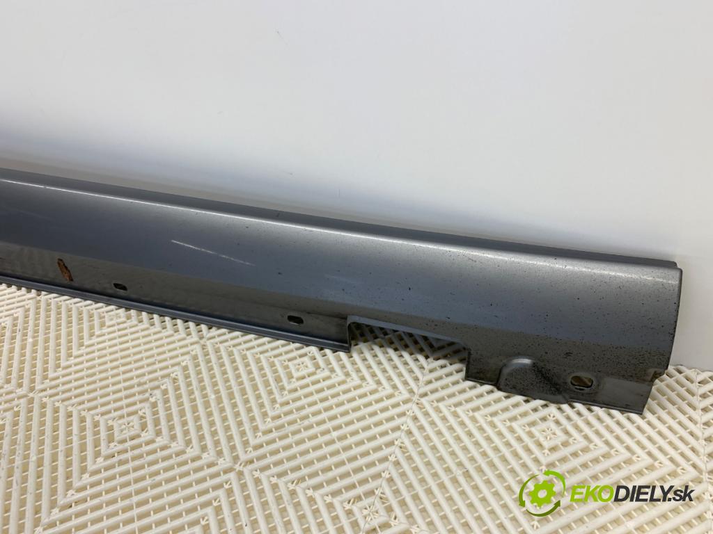 MERCEDES-BENZ W218 Kombi 2013 195 kW CLS 350 CDI / d 4-matic (218.993) 2987 lišta prahová pravý