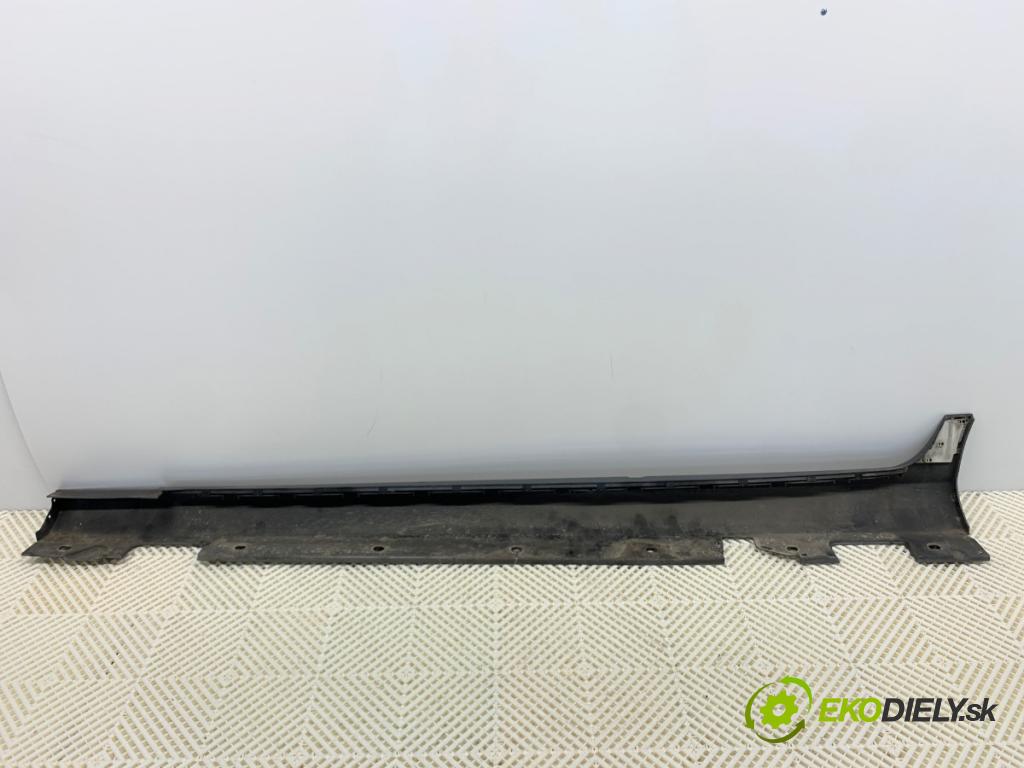 MERCEDES-BENZ W218 Kombi 2013 195 kW CLS 350 CDI / d 4-matic (218.993) 2987 lišta prahová pravý