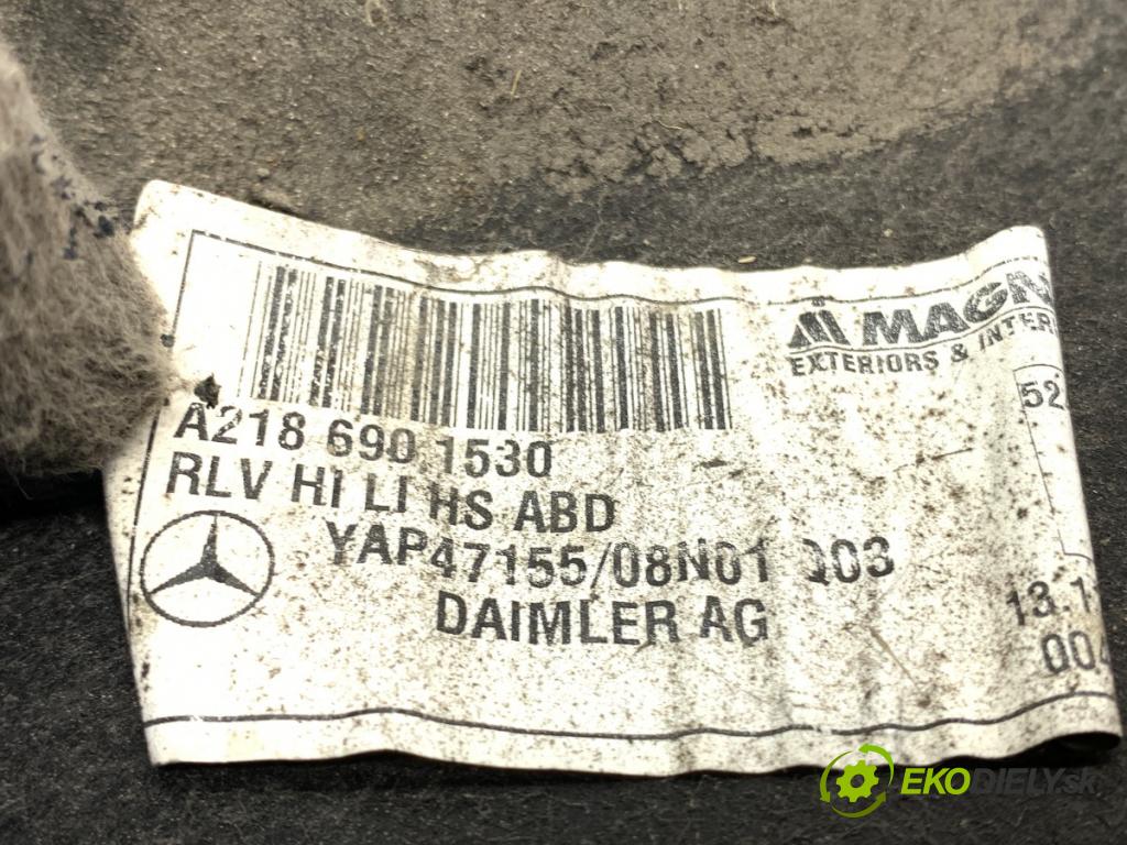 MERCEDES-BENZ W218 Kombi 2013 195 kW CLS 350 CDI / d 4-matic (218.993) 2987 podblatník ľavy zad A2186901530