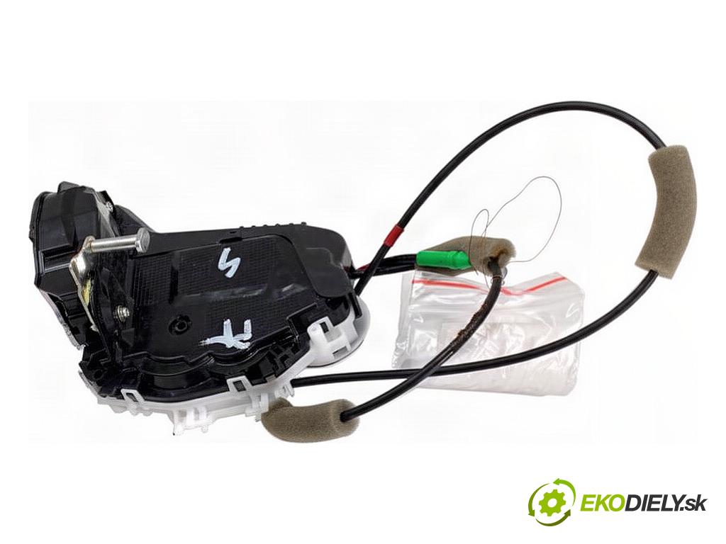TOYOTA YARIS IV SUV 2024 68 kW 1.5 Hybrid (MXPJ10) 1490 zámok Dvere pravy zad M73-14450-M6
