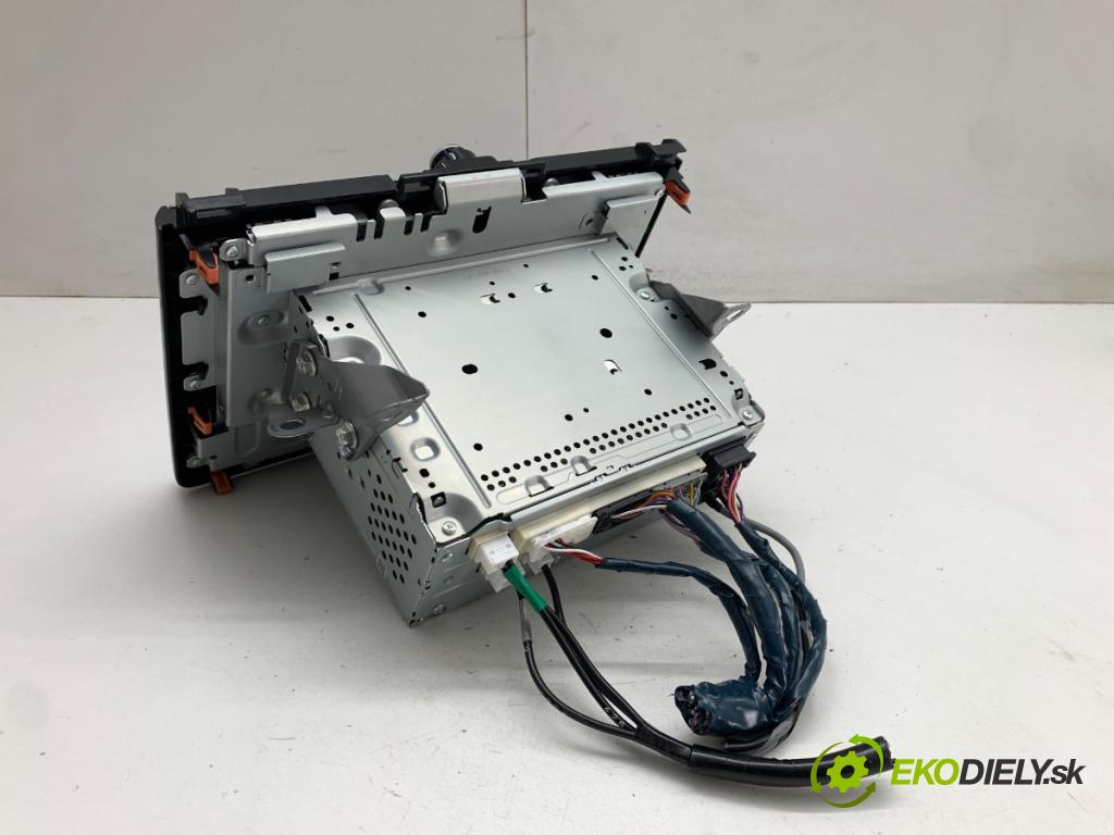 TOYOTA YARIS IV SUV 2024 68 kW 1.5 Hybrid (MXPJ10) 1490 RADIO 86140-0D721 (Audio zariadenie)