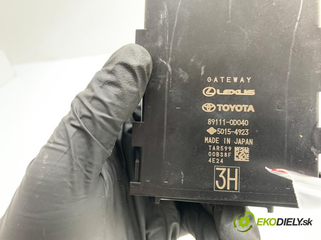 TOYOTA YARIS IV SUV 2024 68 kW 1.5 Hybrid (MXPJ10) 1490 Modul GATEWAY 89111-0D040