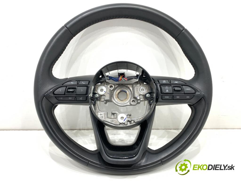 TOYOTA YARIS IV SUV 2024 68 kW 1.5 Hybrid (MXPJ10) 1490 Volant  (Volant)