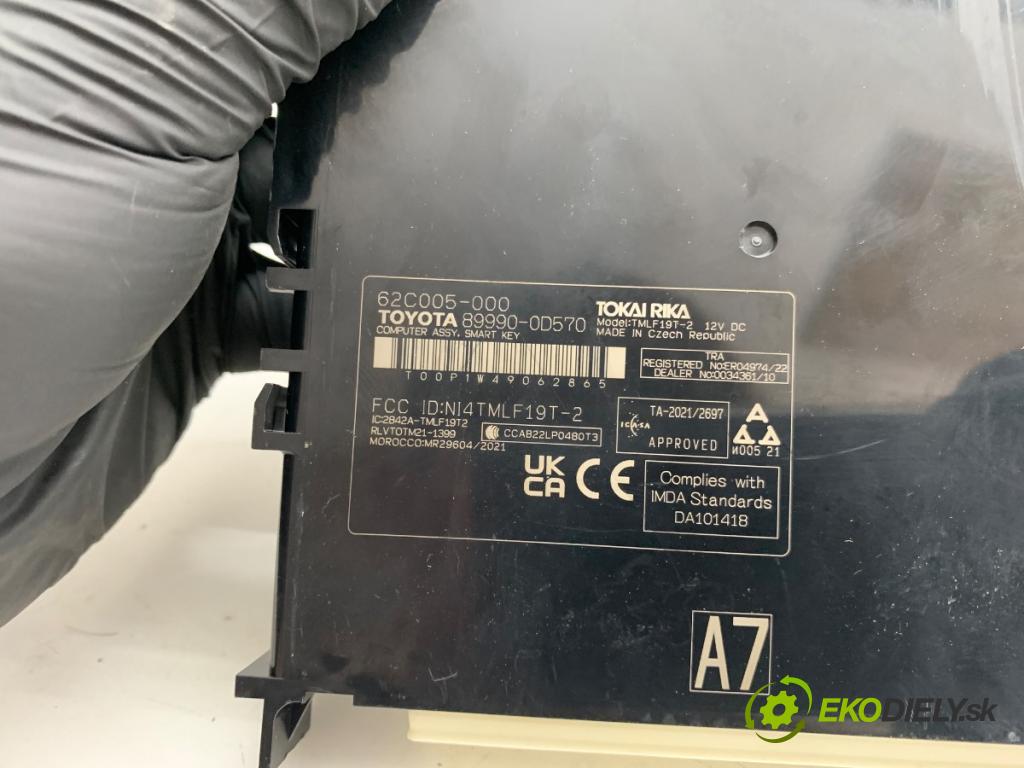 TOYOTA YARIS IV SUV 2024 68 kW 1.5 Hybrid (MXPJ10) 1490 Modul KEYLESS 89990-0D570