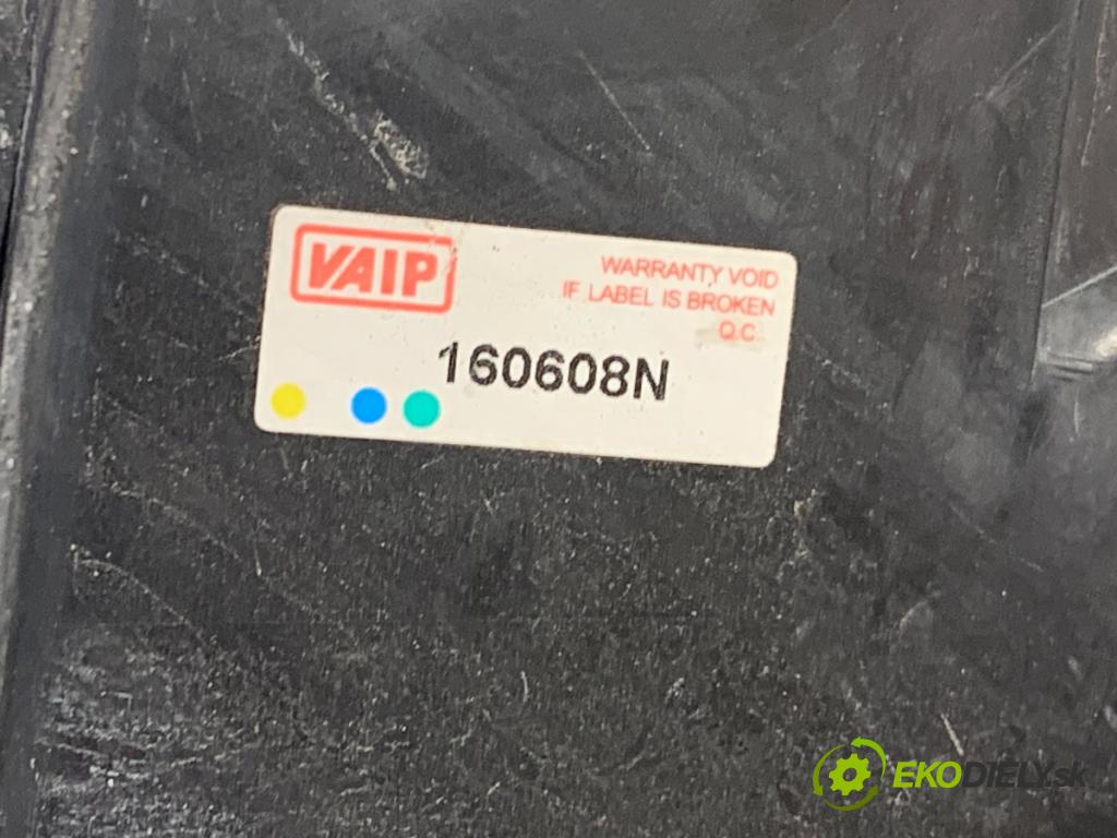 TOYOTA YARIS II liftback 2007 98 kW 1.8 VVTi (ZSP90_) 1798 světlomet pravý přední část