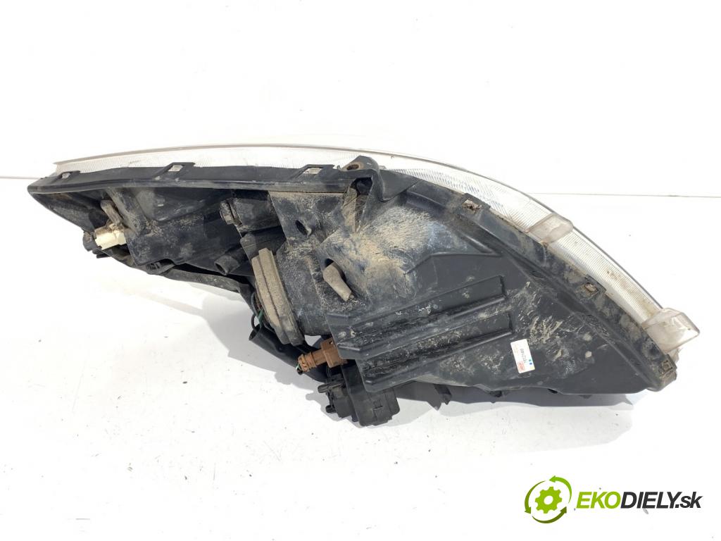 TOYOTA YARIS II liftback 2007 98 kW 1.8 VVTi (ZSP90_) 1798 světlomet levý přední část