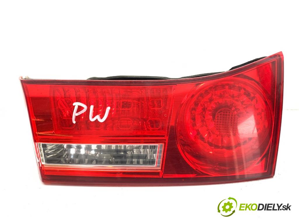 HONDA ACCORD VIII Kombi 2008 115 kW 2.0 i (CW1) 1997 světlo pravý zadní část vnitřní 