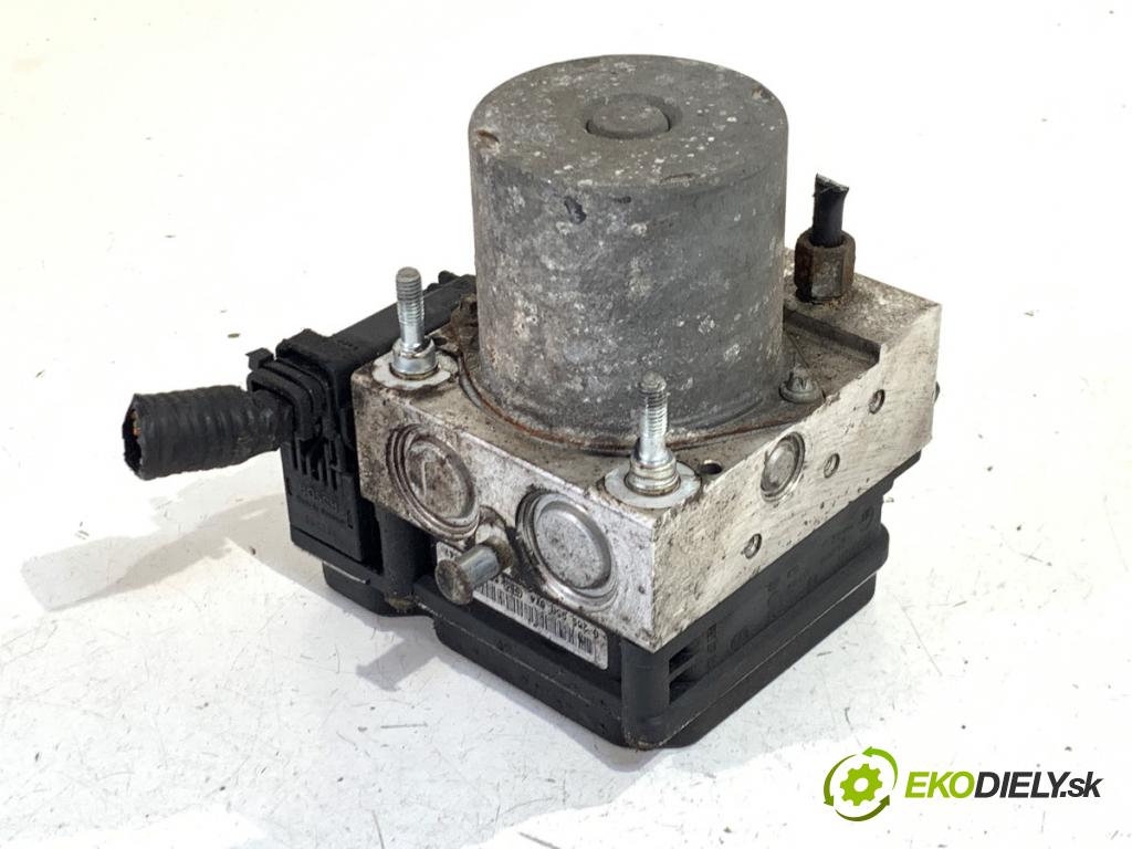 NISSAN QASHQAI J10 SUV 2007 104 kW 2.0 1997 Pumpa ABS 47660JD01A (Pumpa ABS)