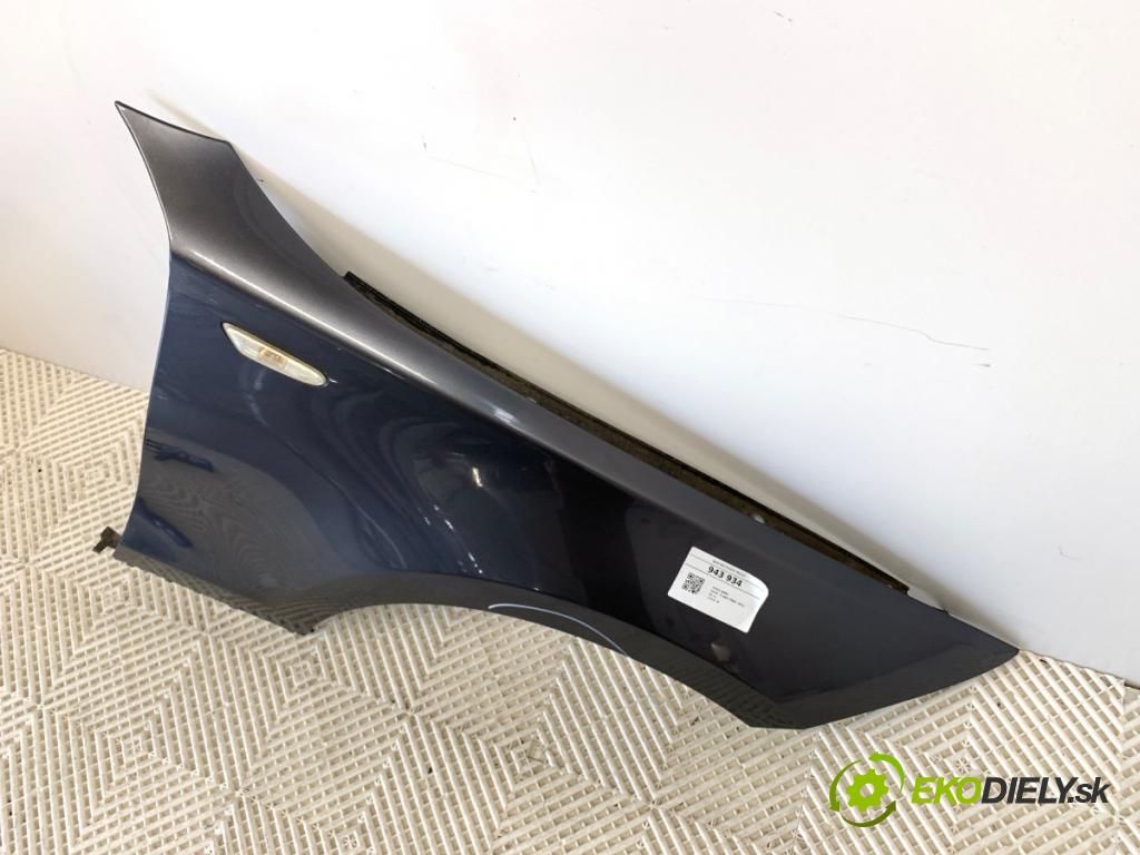 BMW E87 liftback 2004 120 kW 120 d 1995 blatník pravý přední část A22