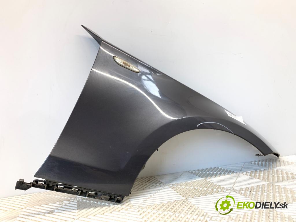 BMW E87 liftback 2004 120 kW 120 d 1995 blatník pravý přední část A22