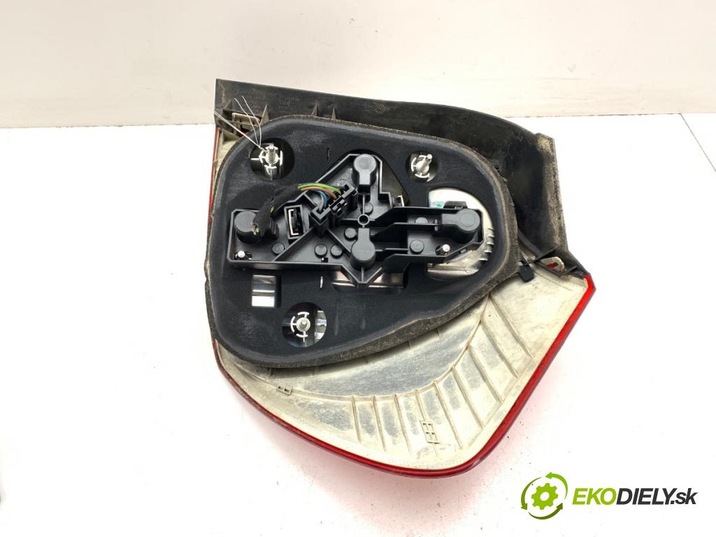 BMW E87 liftback 2004 120 kW 120 d 1995 Svetlo ľavy zad 6924501