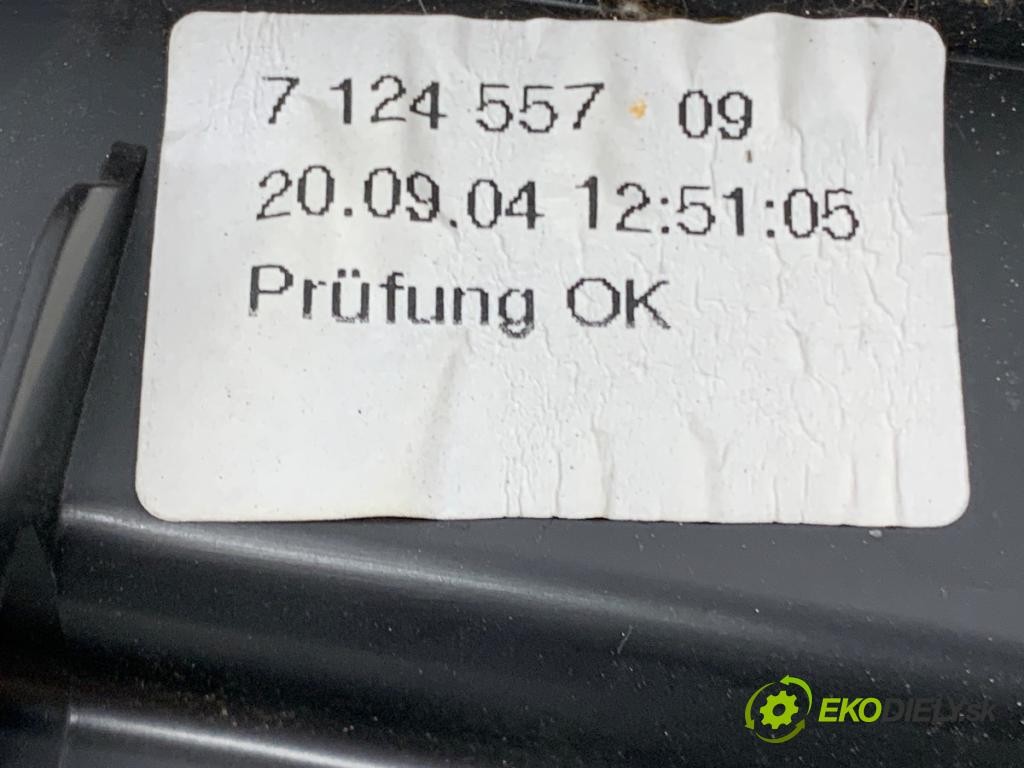 BMW E87 liftback 2004 120 kW 120 d 1995 Priehradka, kastlík spolujazdca (Priehradka (kastlík))