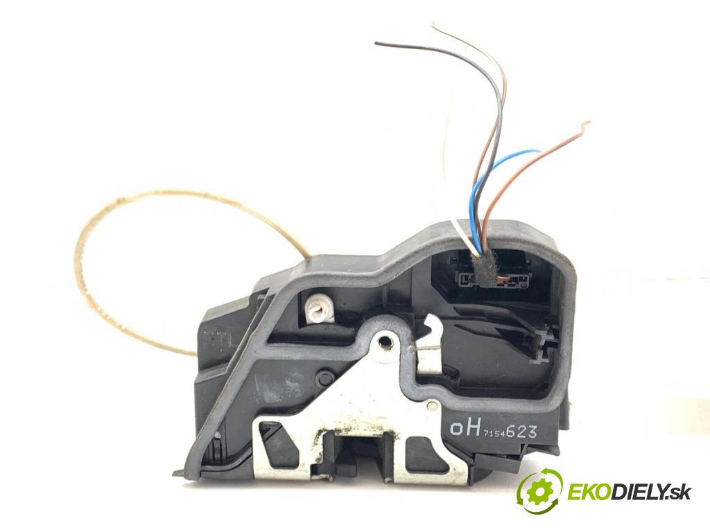 BMW E87 liftback 2004 120 kW 120 d 1995 zámok Dvere ľavy predný 7154623