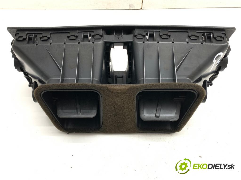 BMW E87 liftback 2004 120 kW 120 d 1995 mří topení přední část 7059189