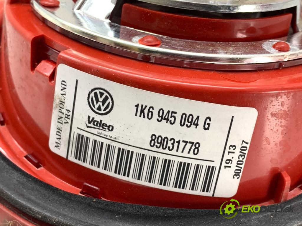 VW GOLF V liftback 2007 103 kW 1.4 TSI 1390 Svetlo pravy zad vnútorná 1K6945094G