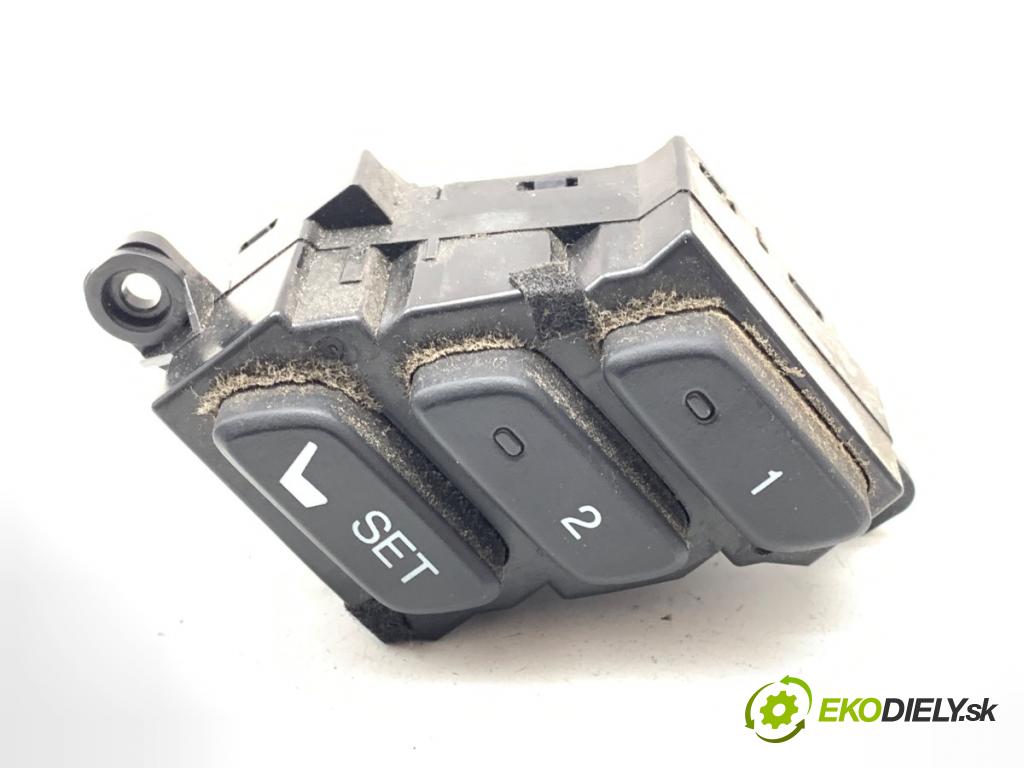 HONDA ACCORD VIII Kombi 2008 115 kW 2.0 i (CW1) 1997 Prepínač sedačky M38008