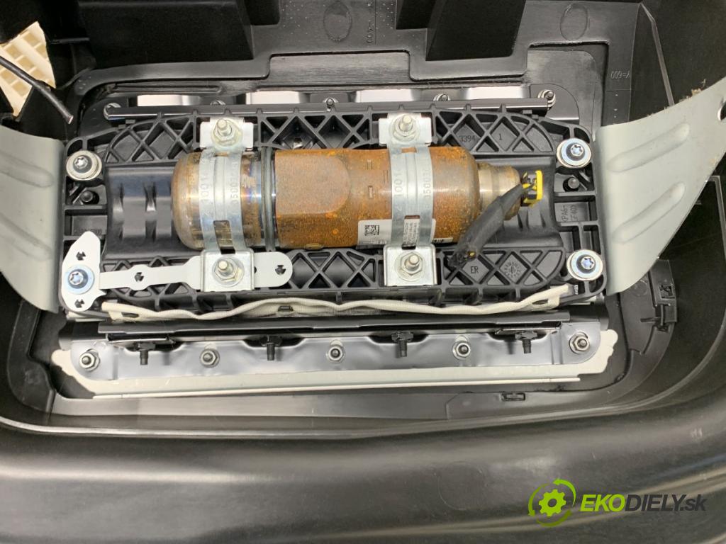 VW TIGUAN SUV 2010 103 kW 2.0 TDI 1968 palubní doska POLŠTÁŘ: 5N1858295
