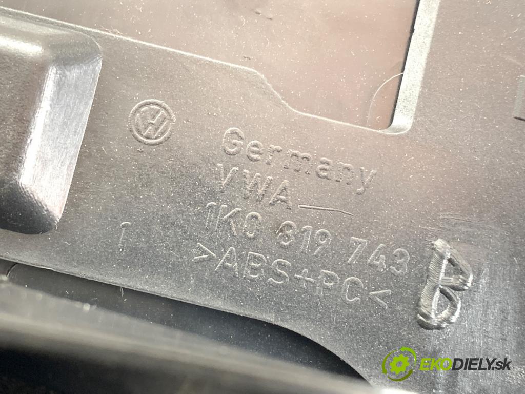 VW GOLF V liftback 2007 103 kW 1.4 TSI 1390 Mriežky kúrenia predný 1K0819743B