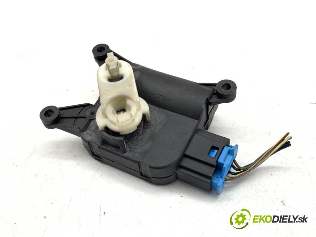 VW GOLF V liftback 2007 103 kW 1.4 TSI 1390 Motor kúrenia 3C1907511