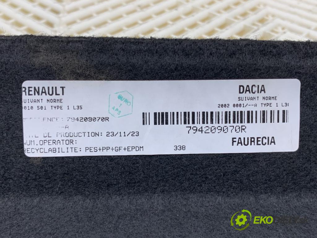 DACIA DUSTER SUV 2023 96 kW 1.3 TCe 130 (HMMF) 1332 pláto zadní část 794209070R