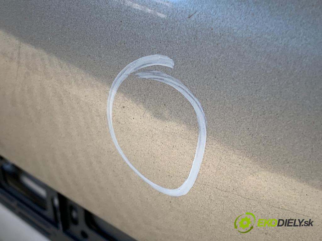 AUDI A4 B6 Kombi 2003 96 kW 2.0 1984 kapota zadní část