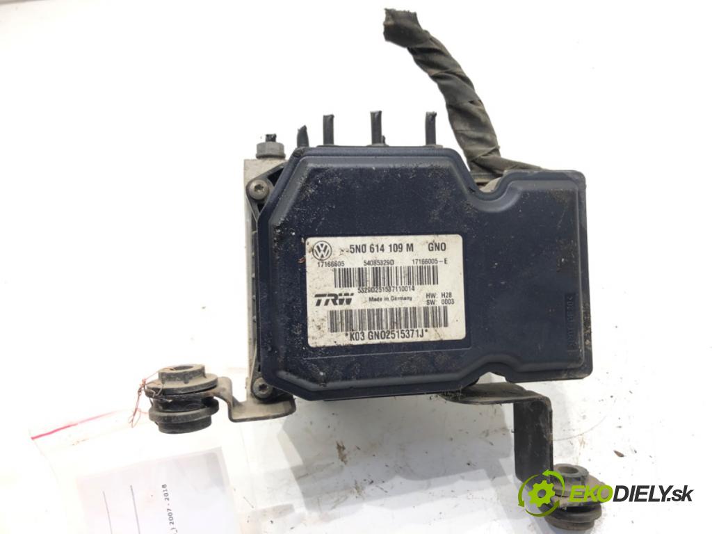 VW TIGUAN SUV 2010 103 kW 2.0 TDI 1968 Pumpa ABS 5N0614109M (Pumpa ABS)