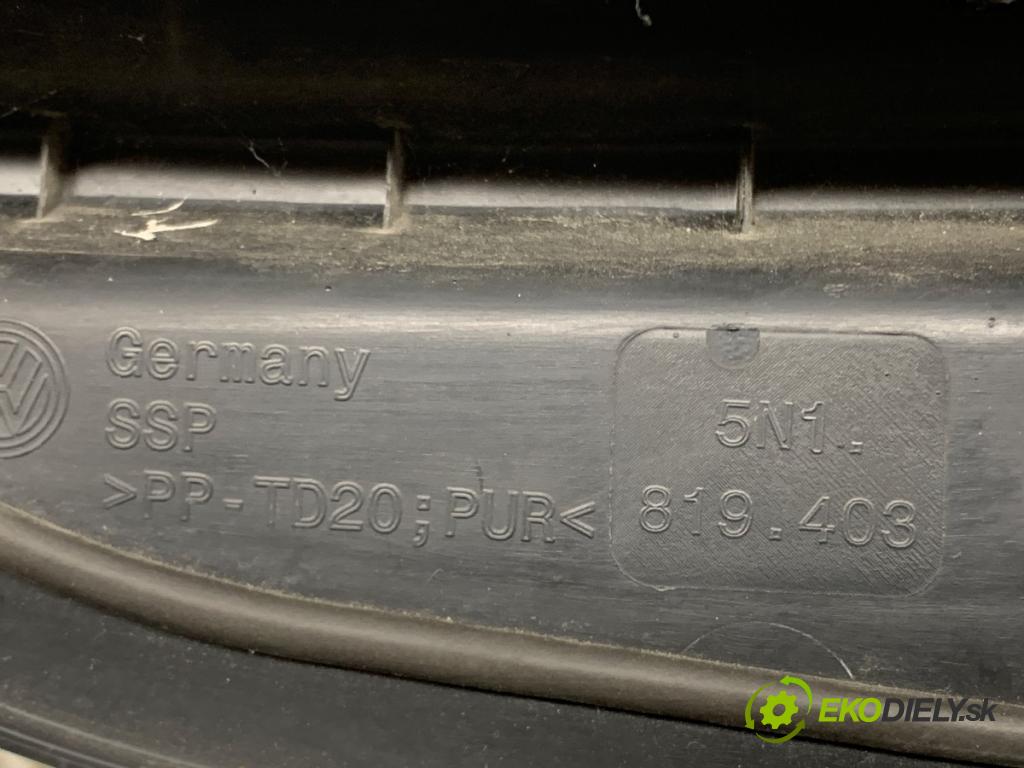 VW TIGUAN SUV 2010 103 kW 2.0 TDI 1968 Torpédo, plast pod čelné okno 5N1819403 (Torpédo (plast pod čelným sklom))