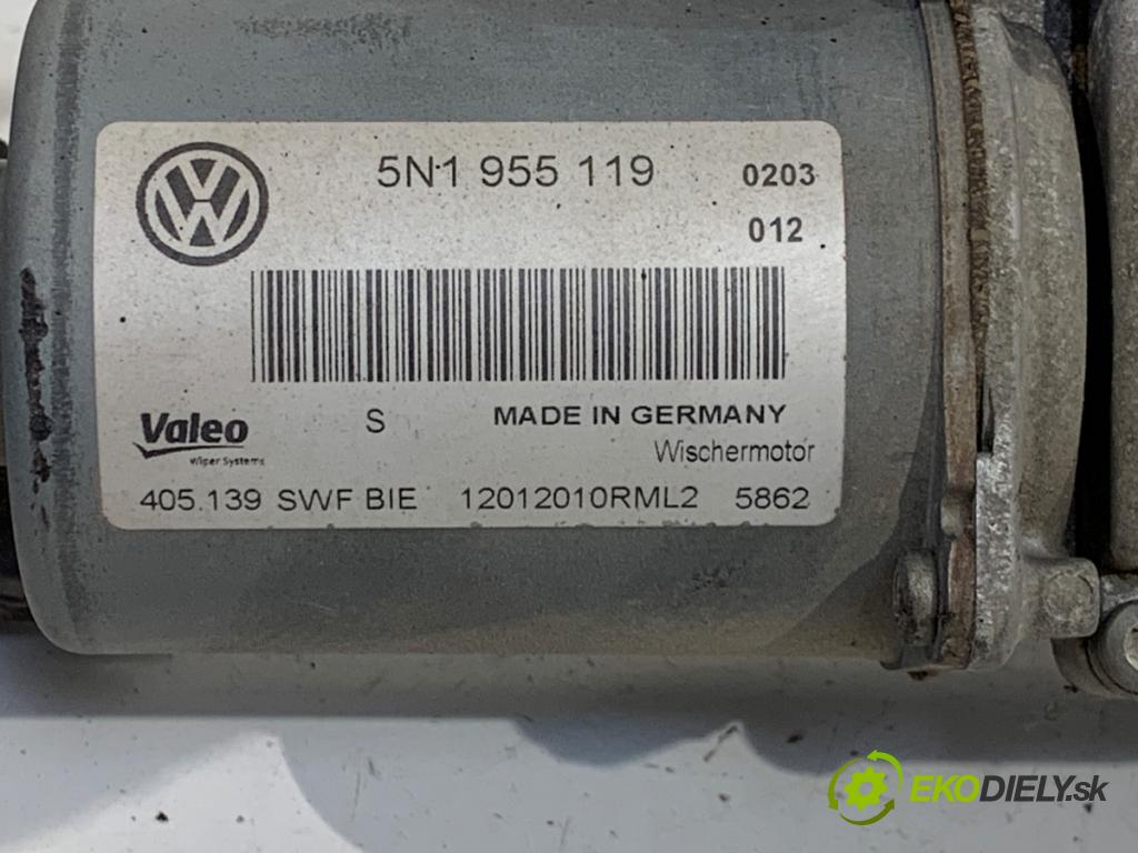 VW TIGUAN SUV 2010 103 kW 2.0 TDI 1968 mechanismus stěračů přední část 5N1955119 (Motorek stěračů přední)