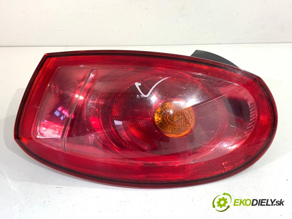 FIAT BRAVO II liftback 2009 88 kW 1.6 D Multijet (198AXL1B) 1598 Svetlo ľavy zad 