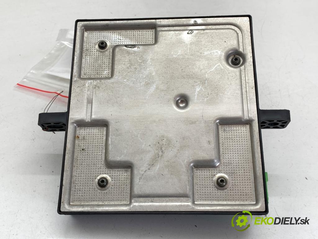 AUDI A4 B6 Kombi 2003 96 kW 2.0 1984 modul komfortu 8E0907279C (Komfortní modul)