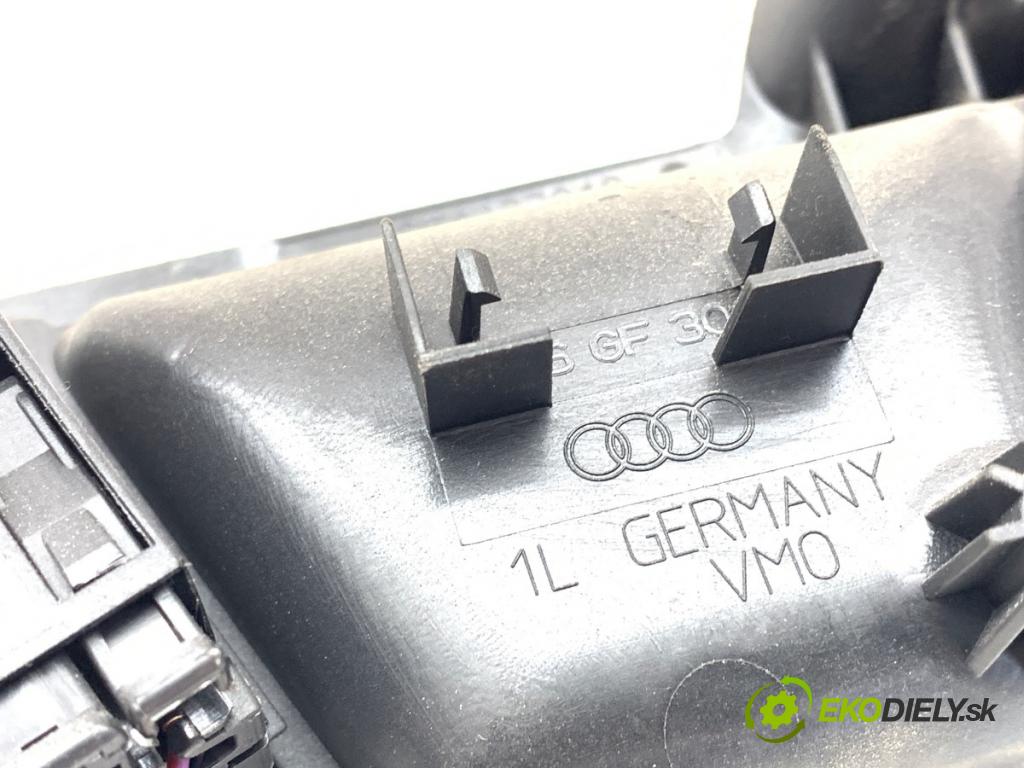 AUDI A4 B6 Kombi 2003 96 kW 2.0 1984 Kľučka vnútorná ľavy predný