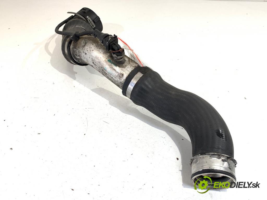 BMW E87 liftback 2004 120 kW 120 d 1995 Rúra turba 7792316