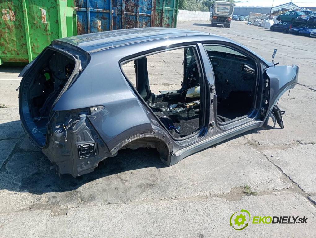 KIA SPORTAGE IV SUV 2017 130 kW 1.6 T-GDI 1591 KAROSERIA ČTVRŤÁK blatník práh střecha PODŁUŻNICA