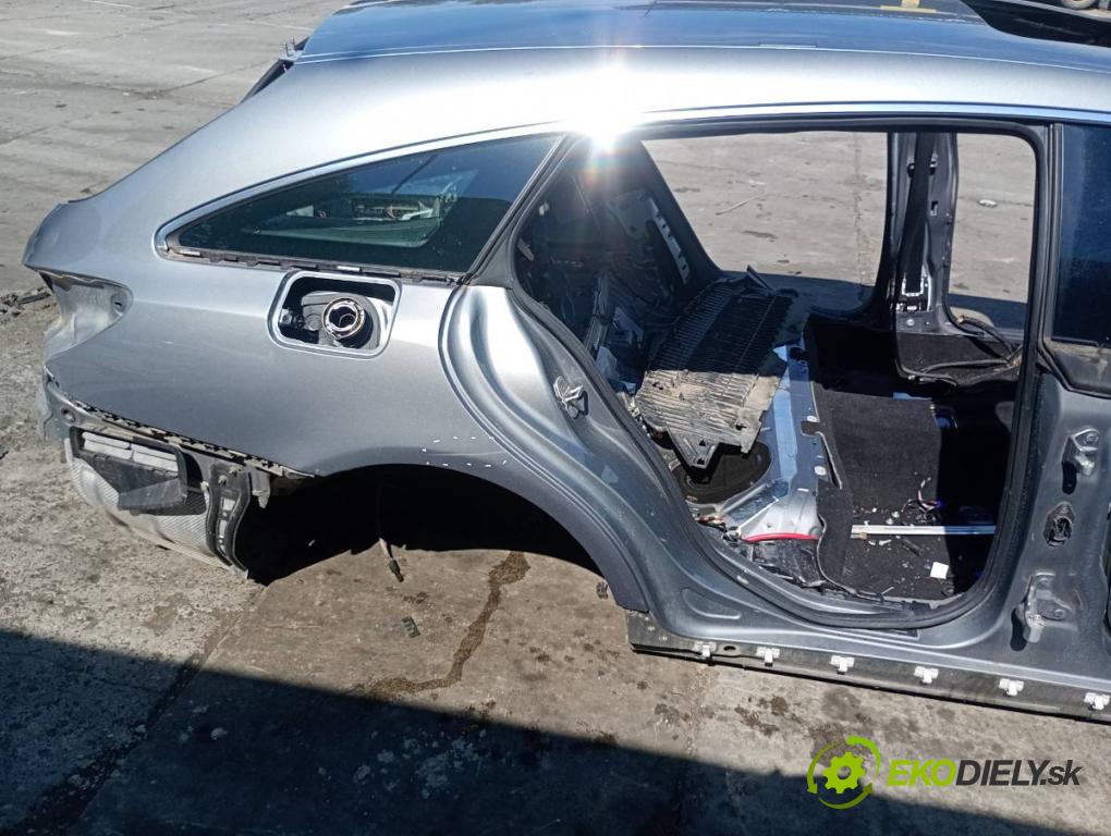 MERCEDES-BENZ W218 Kombi 2013 195 kW CLS 350 CDI / d 4-matic (218.993) 2987 KAROSERIA ČTVRŤÁK blatník práh střecha PODŁUŻNICA
