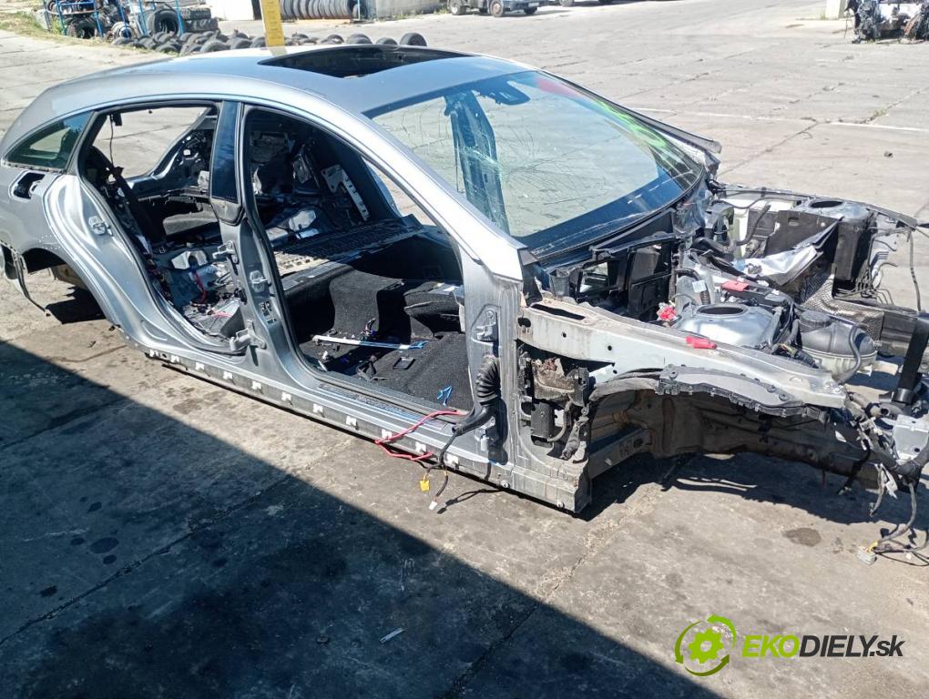 MERCEDES-BENZ W218 Kombi 2013 195 kW CLS 350 CDI / d 4-matic (218.993) 2987 KAROSERIA ČTVRŤÁK blatník práh střecha PODŁUŻNICA