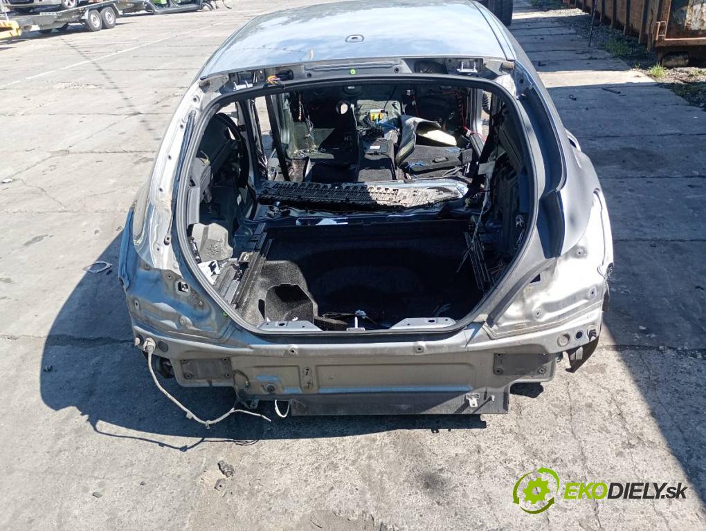 MERCEDES-BENZ W218 Kombi 2013 195 kW CLS 350 CDI / d 4-matic (218.993) 2987 KAROSERIA ČTVRŤÁK blatník práh střecha PODŁUŻNICA