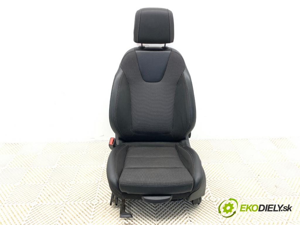 OPEL INSIGNIA B Kombi 2018 121 kW 1.5 (35) 1490 Sedadlo ľavy predný 