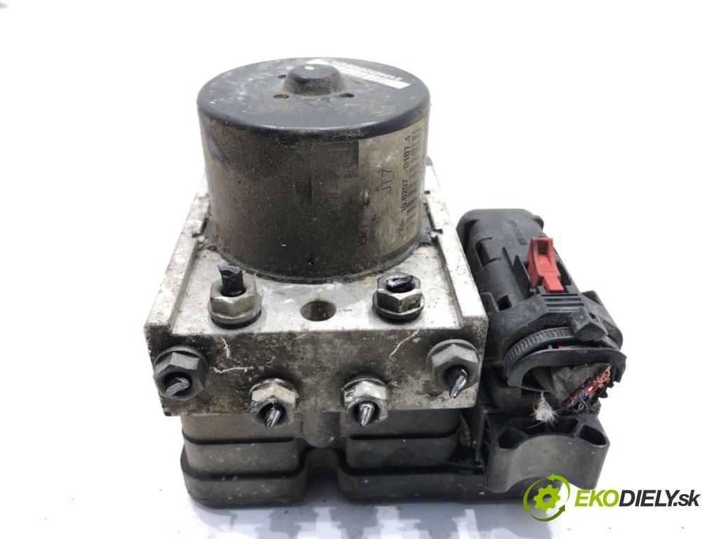 VW GOLF V liftback 2007 103 kW 1.4 TSI 1390 Pumpa ABS 1K0907379P (Pumpa ABS)