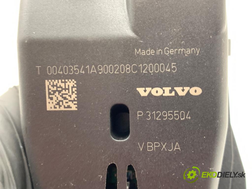 VOLVO XC60 I SUV 2009 136 kW D5 AWD 2400 snímač deště 31295504 (Snímač deště)