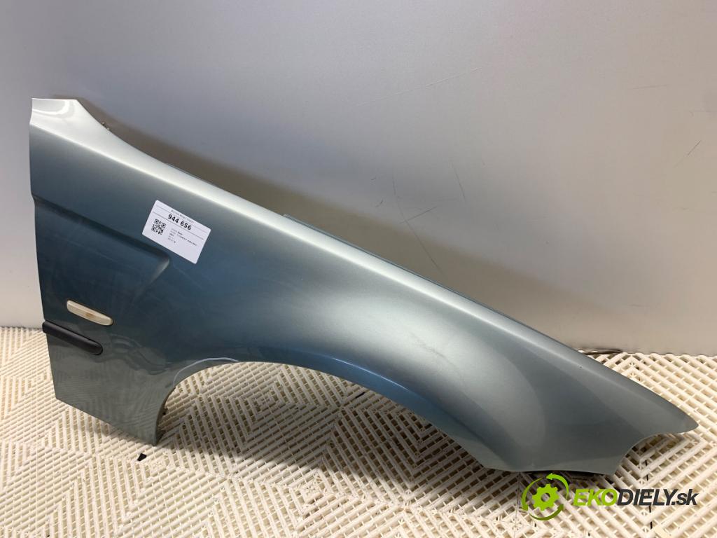 BMW E46 liftback 2003 85 kW 316 ti 1596 blatník pravý přední část