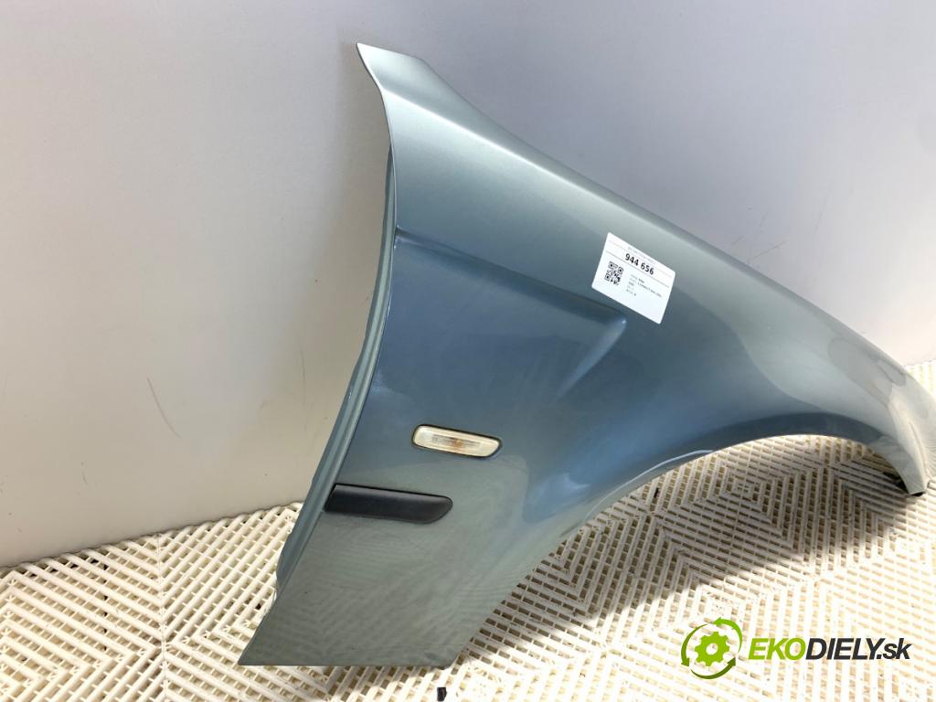 BMW E46 liftback 2003 85 kW 316 ti 1596 blatník pravý přední část