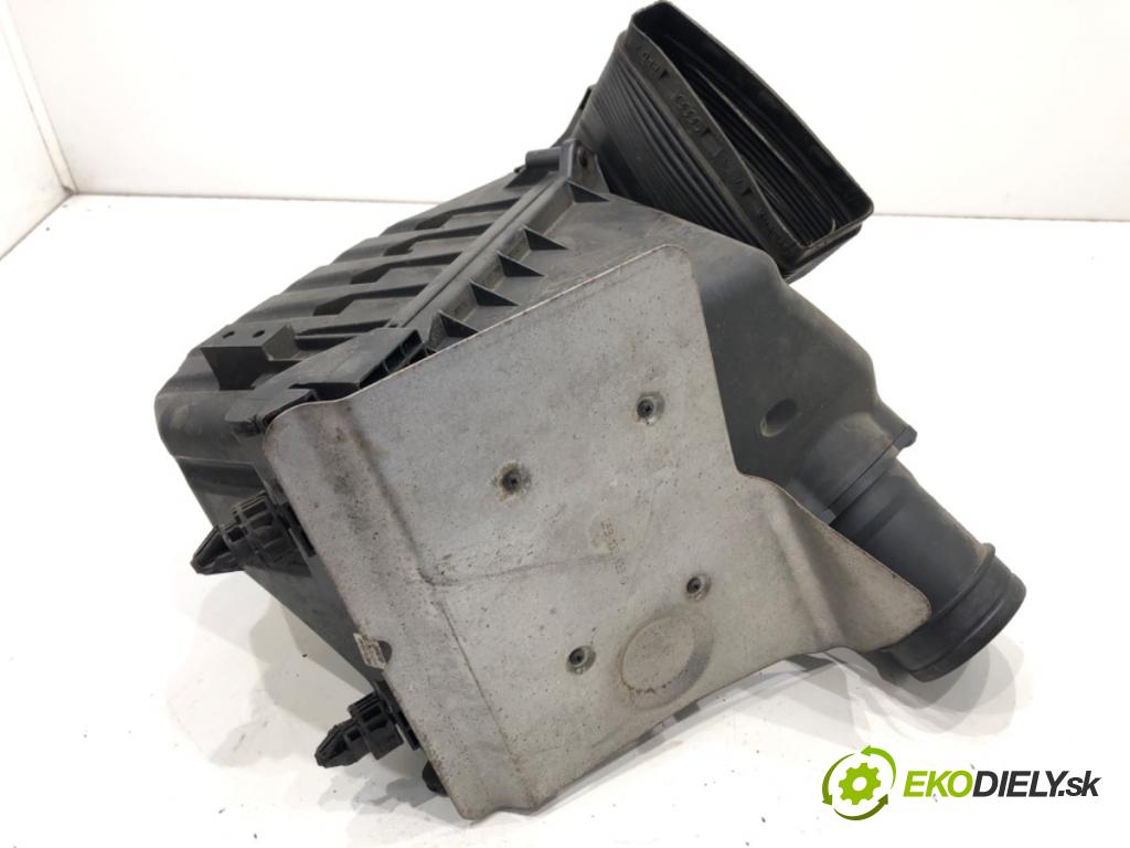 AUDI A4 B6 Kombi 2003 96 kW 2.0 1984 Obal filtra vzduchu 06B133835BD (Obal vzduchového filtra)