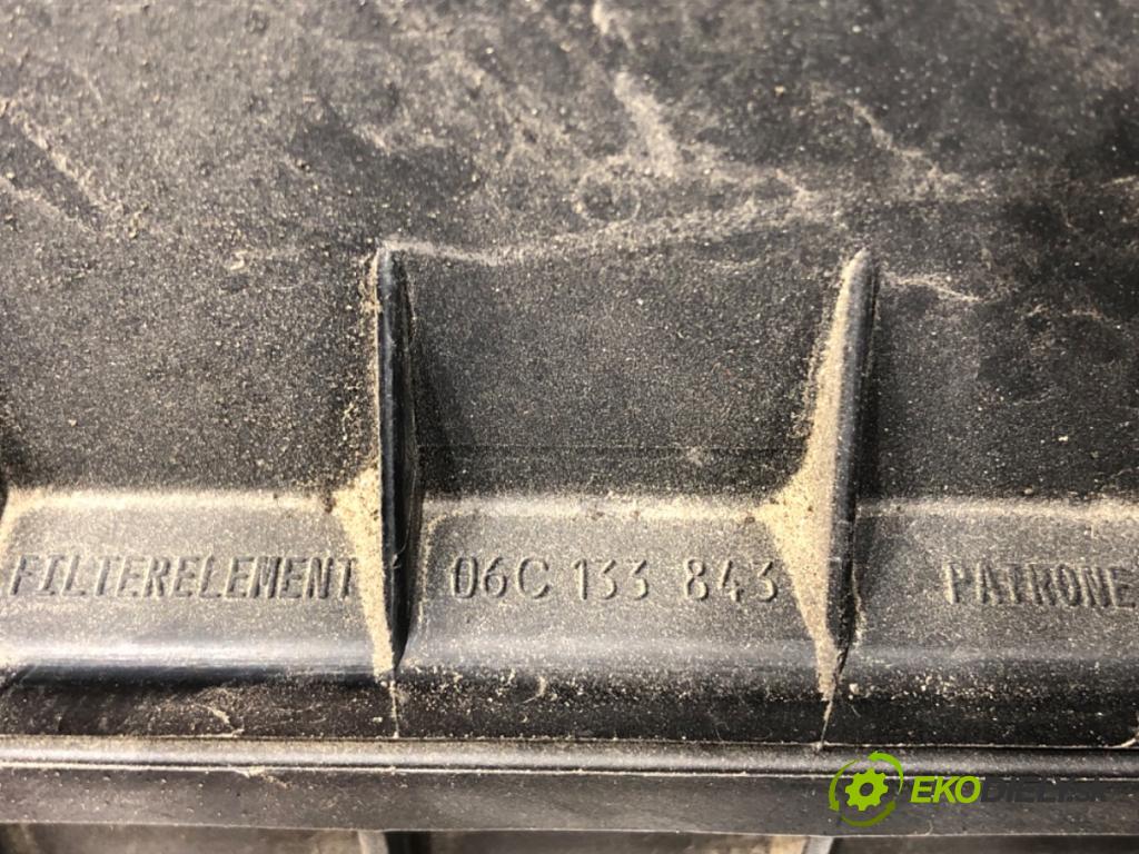 AUDI A4 B6 Kombi 2003 96 kW 2.0 1984 Obal filtra vzduchu 06B133835BD (Obal vzduchového filtra)