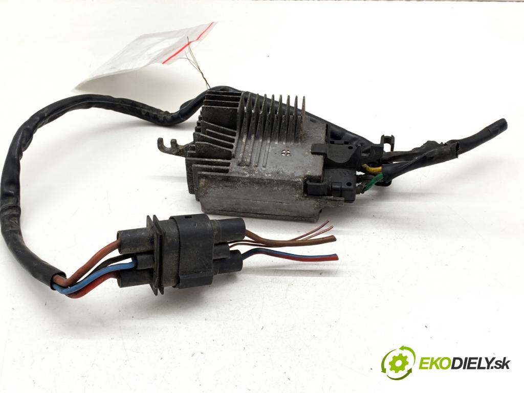 AUDI A4 B6 Kombi 2003 96 kW 2.0 1984 Modul ventilátora 8E0959501D