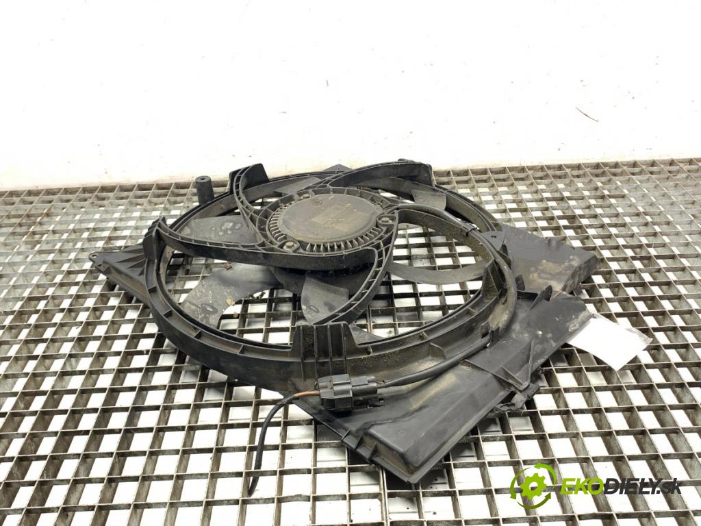 BMW E87 liftback 2004 120 kW 120 d 1995 ventilátor chladiče 6937515 (Ventilátor)