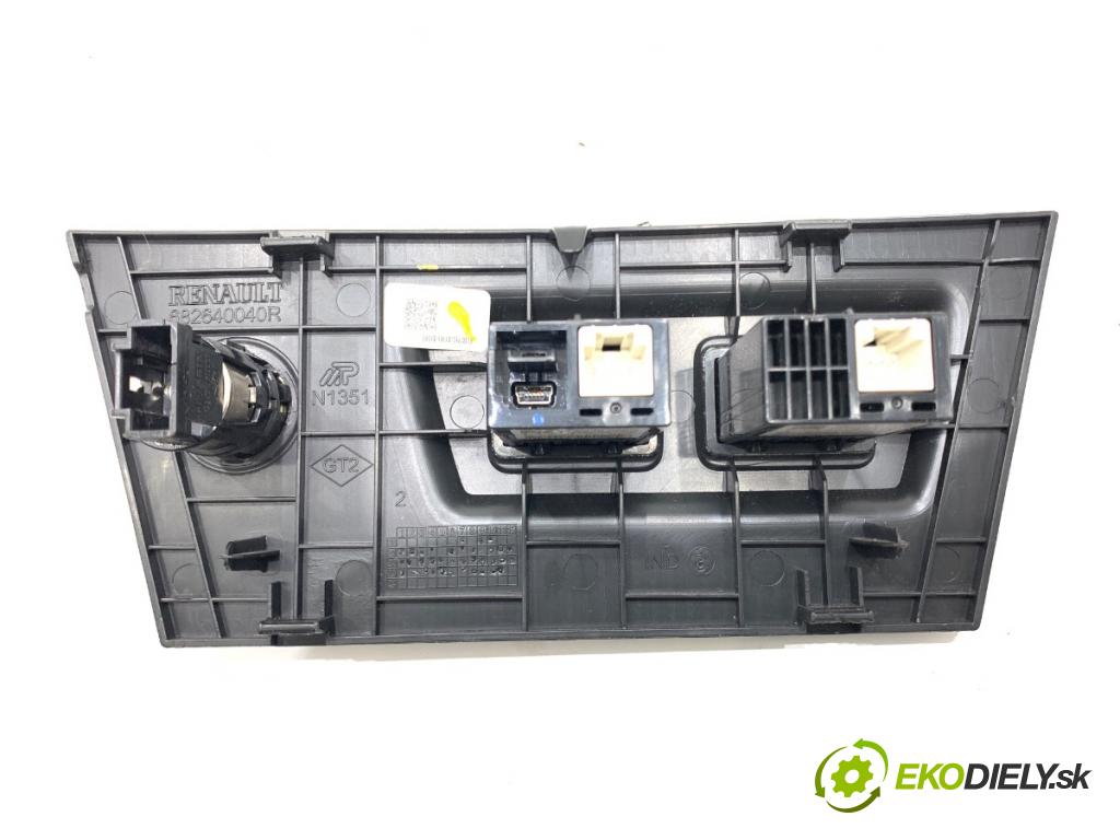 DACIA DUSTER SUV 2023 96 kW 1.3 TCe 130 (HMMF) 1332 HNÍZDO: USB 682640040R