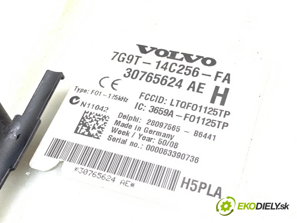 VOLVO XC60 I SUV 2009 136 kW D5 AWD 2400 Modul BSI 30765624 (Poistková skrinka)