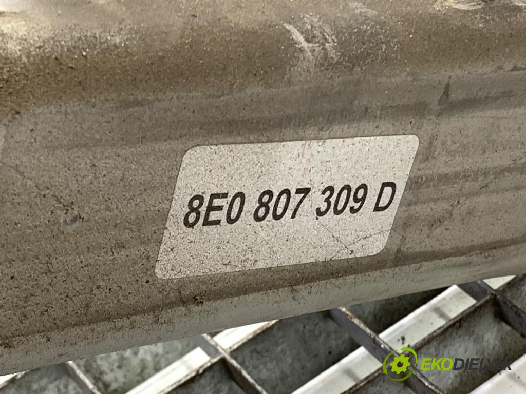 AUDI A4 B6 Kombi 2003 96 kW 2.0 1984 Hák ťažné zariadenie 8E0807309D (Ťažné zariadenie)